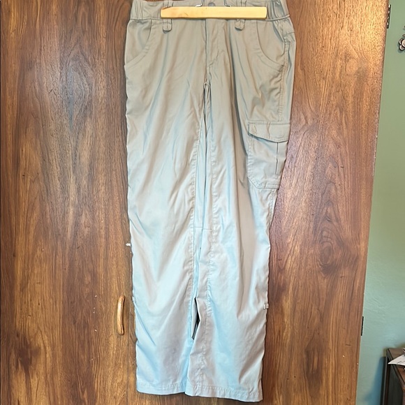 Duluth Trading Co Tan Ankle or Cropped Pants carpenter’s - Picture 2 of 6
